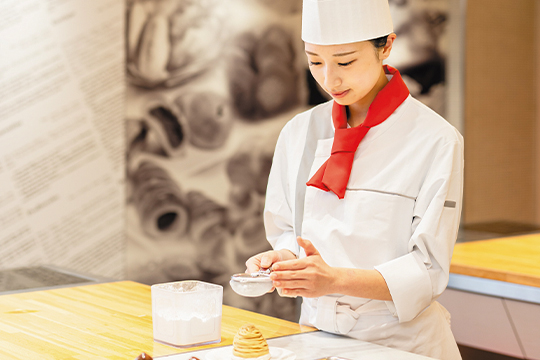 織田調理師専門学校調理製菓製パン科の製菓実習