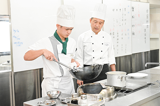 織田調理師専門学校放課後練習の様子